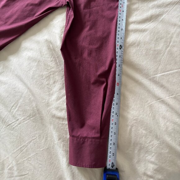Le 31 Modern Fit Dress Shirt in Plum - Picture 7 of 10